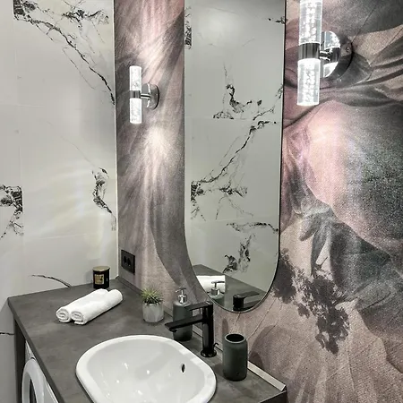 Alice Apartment